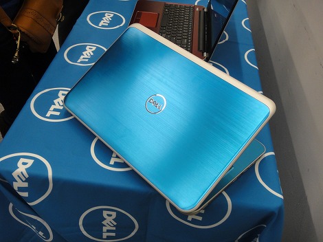 Inspiron 17R���r���[