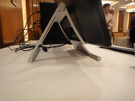 Dell S2240T �t���X���C�h