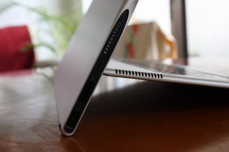 Adamo XPS�f�U�C��