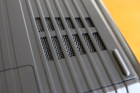 Alienware M15x�ʋC�E