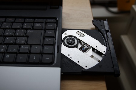 DVD�X�[�p�[�}���`�h���C�u