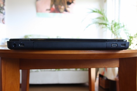 Inspiron 15R背面部