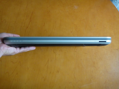 Inspiron 15R�O�ʕ�