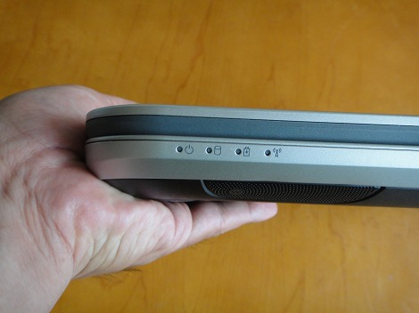 �X�e�[�^�X���C�g