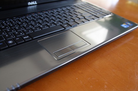 Inspiron 15�p�[�����X�g