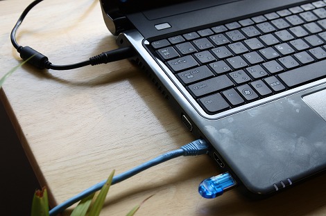 Inspiron 15�l�b�g���[�N�[�q