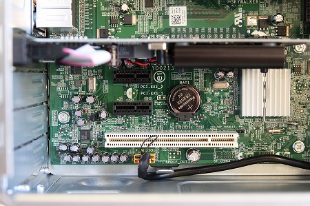 �g���X���b�g