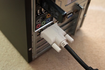 DVI�P�[�u��