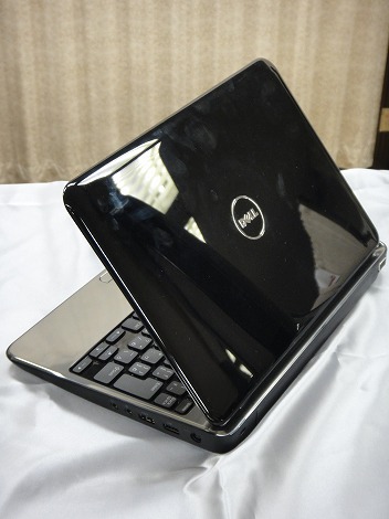 Inspiron M101z�`�F���[���b�h