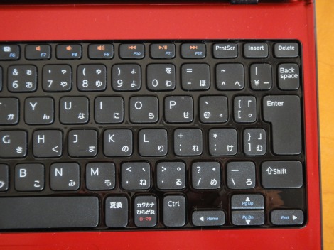 Inspiron M102z�L�[�{�[�h