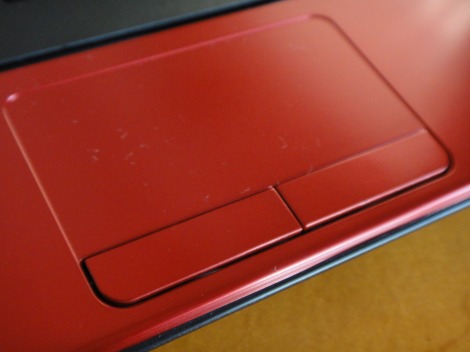 Inspiron M102z�N���b�N�{�^��