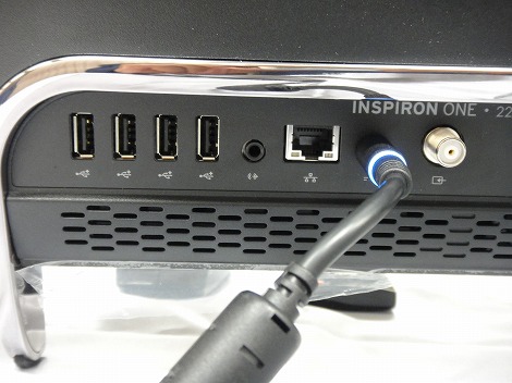 Inspiron One 2205�w�ʕ�