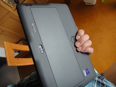 Latitude 10���r���[