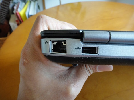 Latitude E5520�w�ʕ�