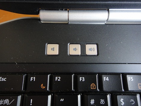 ���ʃR���g���[���{�^��