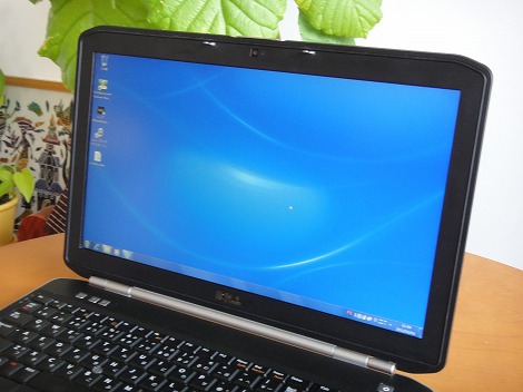 �m���O���A