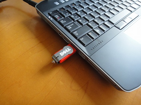 Latitude E5520���r���[