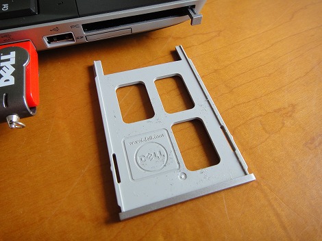 Latitude E5520���r���[