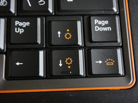 Latitude E6320���r���[