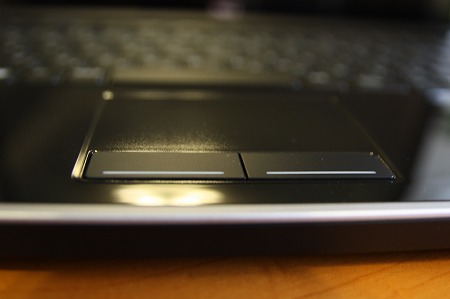 ���͑���