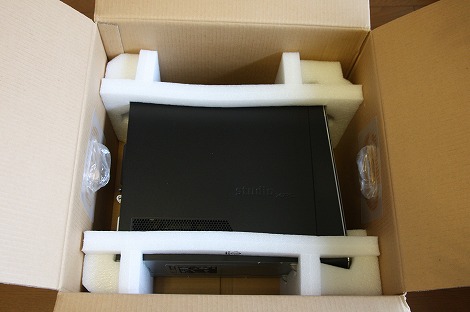 Studio XPS 7100�{��