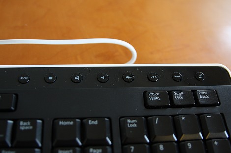 ���f�B�A�R���g���[���{�^��