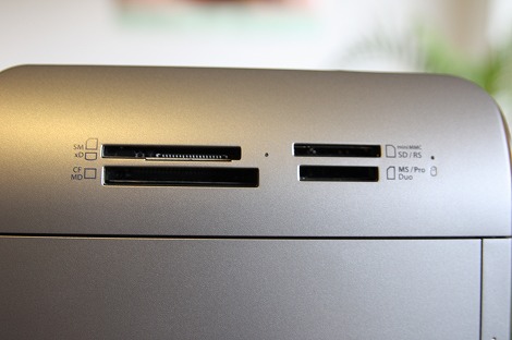 �J�[�h���[�_�[