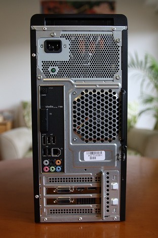 Studio XPS 7100�w�ʕ�