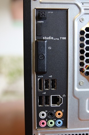 Studio XPS 7100�w�ʏ㕔