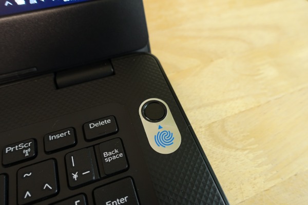 �I�v�V�����Ŏw��F�؃Z���T�[