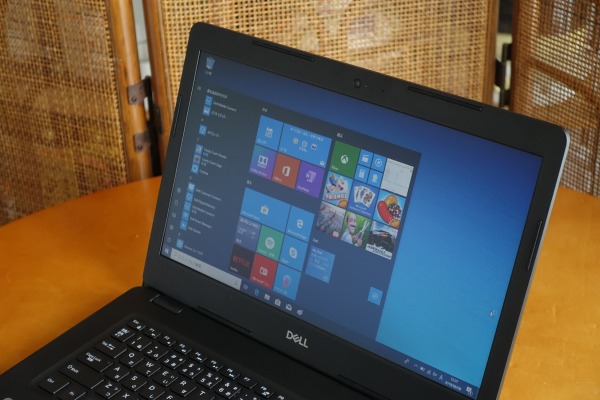 Vostro 14 3000�͔����p�l���̗p