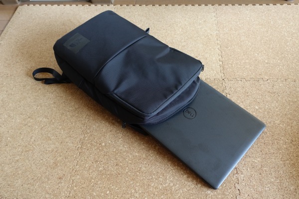 Vostro 15 3000(3581)�͊�����̏o��������X���[�Y