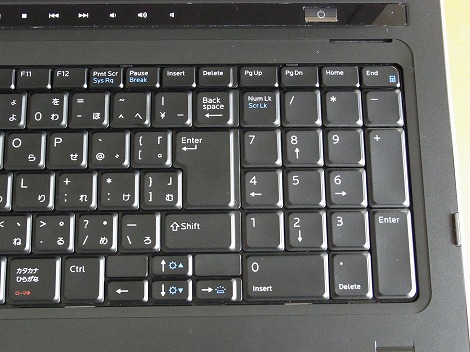 Vostro 3700�e���L�[