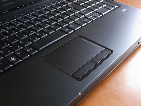 Vostro 3700�^�b�`�p�b�h