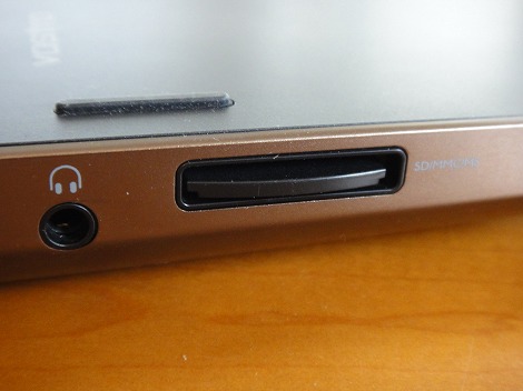 Vostro 3750�J�[�h���[�_�[