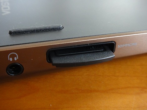 Vostro 3750�J�[�h���[�_�[