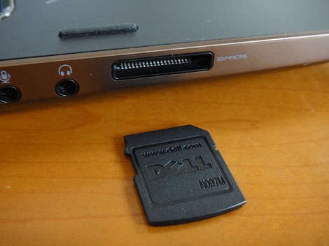 Vostro 3750�J�[�h���[�_�[