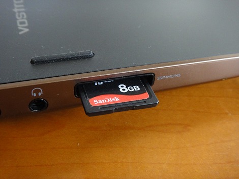 Vostro 3750�J�[�h���[�_�[