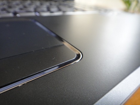 Vostro 3750�^�b�`�p�b�h