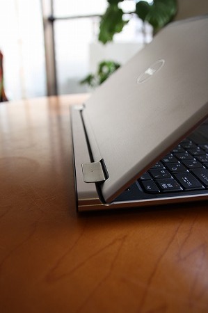 Vostro V13�X�^�C��