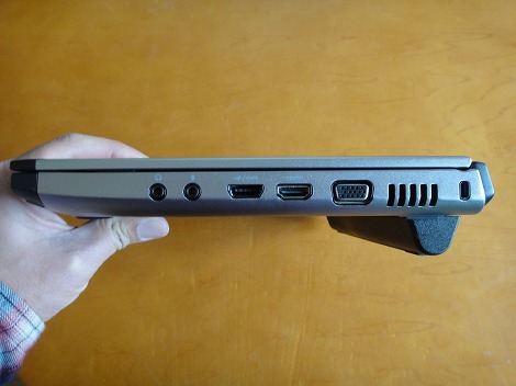 Vostro 3350�E���ʕ�