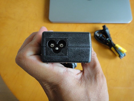 XPS 14 AC�A�_�v�^