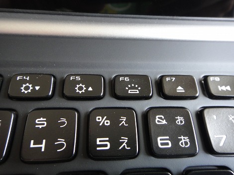 �o�b�N���C�g����