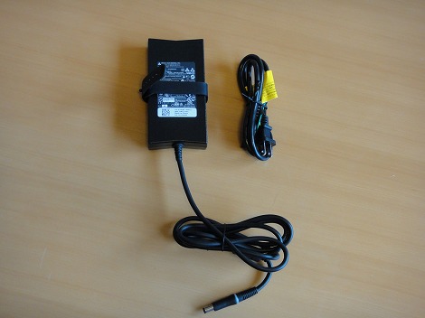 XPS 17 AC�A�_�v�^