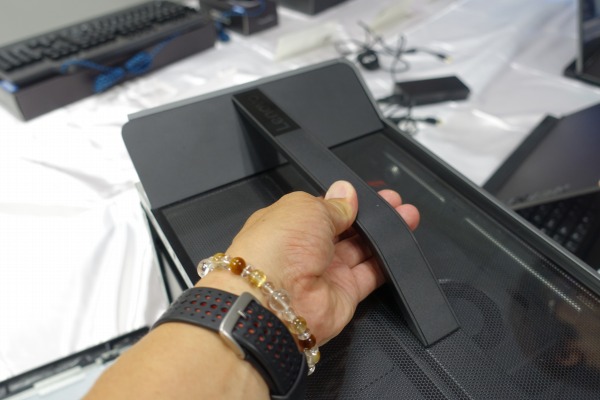 ���m�{ Legion