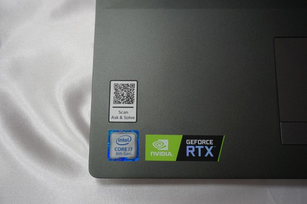 ���m�{ Legion Y740(17)��NVIDIA RTX����
