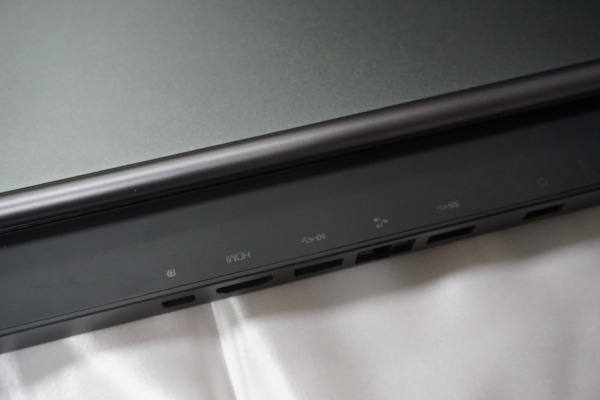 �w�ʕ��̒[�q