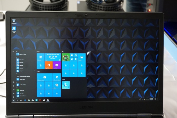 ���m�{ Legion Y740(17)��17.3�C���`�t������