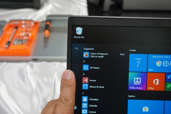 ���m�{ Legion