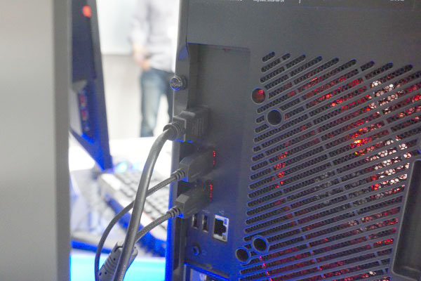 ���m�{ Legion